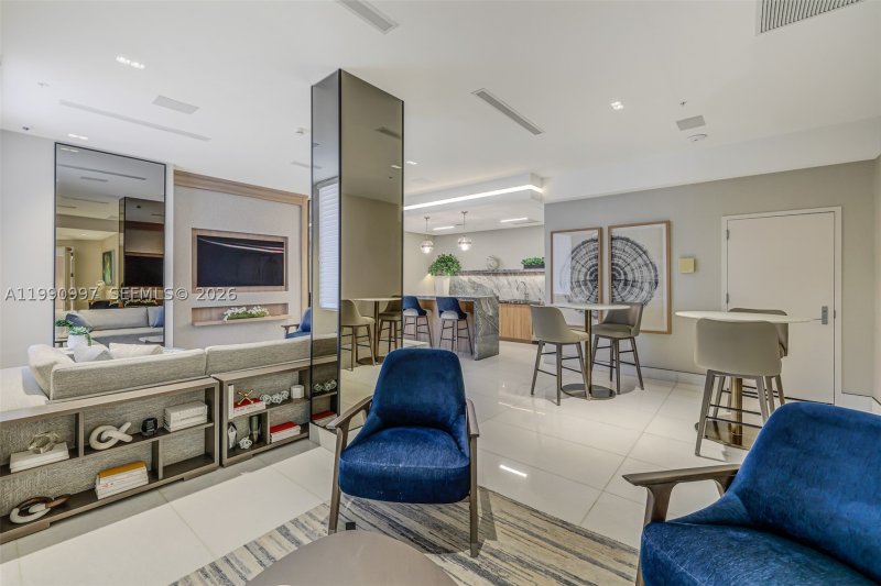 Condo for sale at One Tequesta Point 807