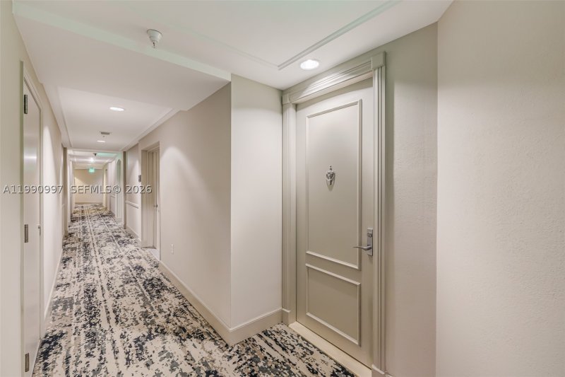 Condo for sale at One Tequesta Point 807