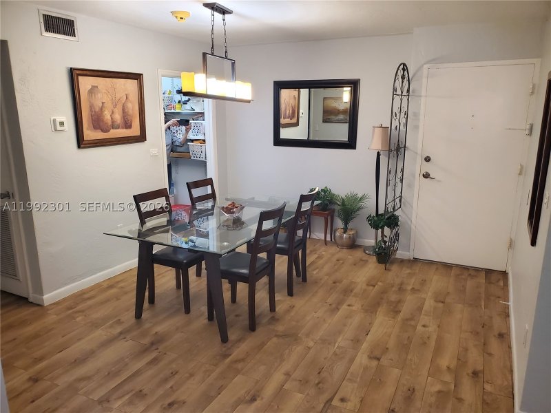 Condo for sale at Villa Capri 206