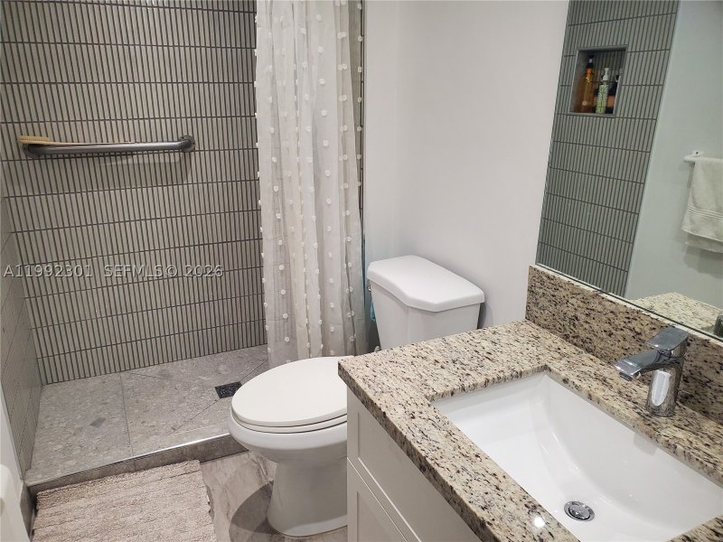 Condo for sale at Villa Capri 206