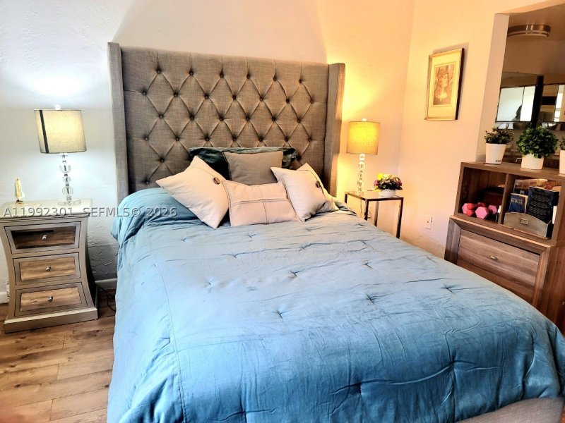 Condo for sale at Villa Capri 206