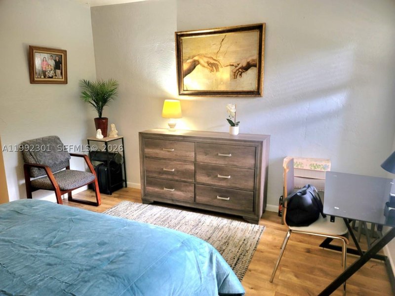 Condo for sale at Villa Capri 206