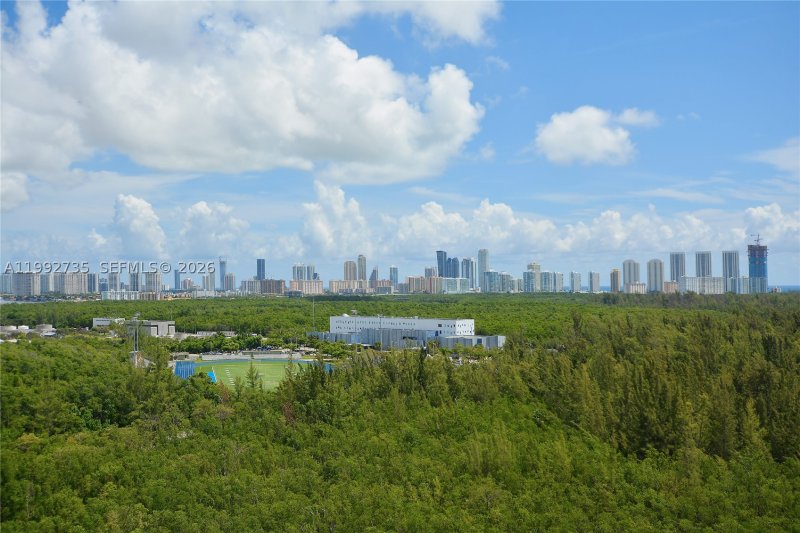 Condo for sale at One Fifty One at Biscayne 1706