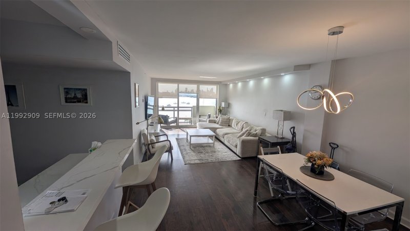 Apartment for rent at Flamingo 822S