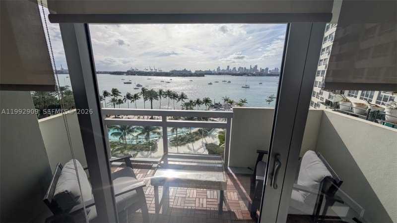 Apartment for rent at Flamingo 822S