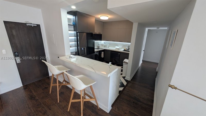 Apartment for rent at Flamingo 822S