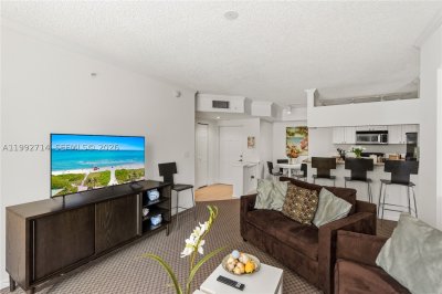 Comprar apartamento no Porto Bellagio 1301
