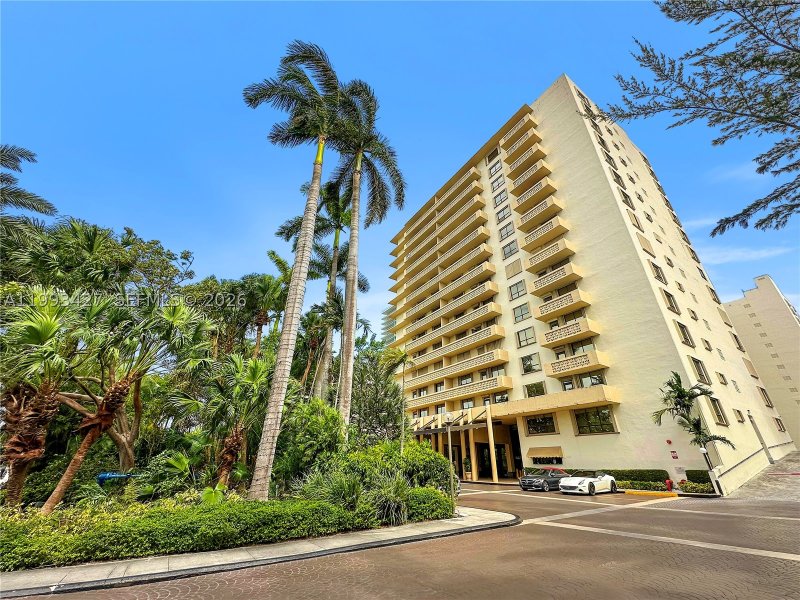 Comprar apartamento en The Plaza Bal Harbour 502
