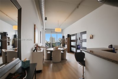 Comprar apartamento en Uptown Marina Lofts 904