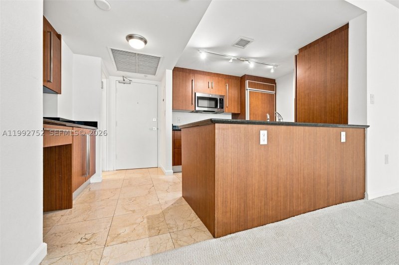 Apartment for rent at Harbour House 1107