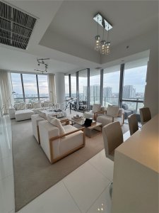 Comprar apartamento en Marquis 2605