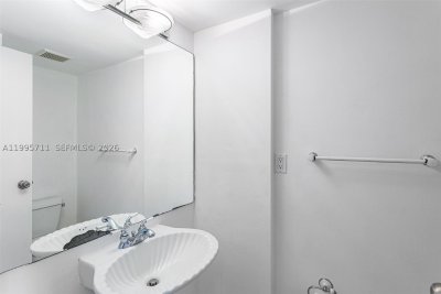 Comprar apartamento en The Venetia 15B