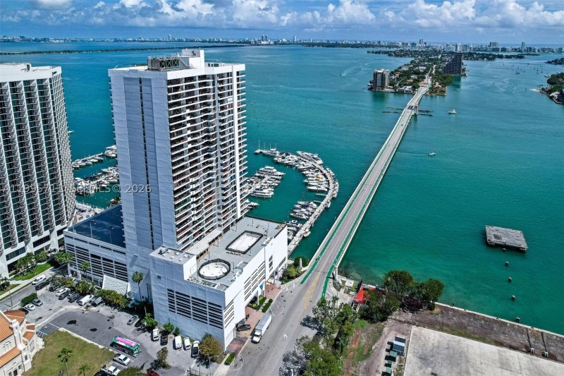 Condo for sale at The Venetia 15B