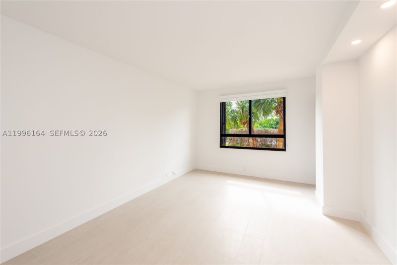 Condo for sale at Key Colony III Emerald Bay 241