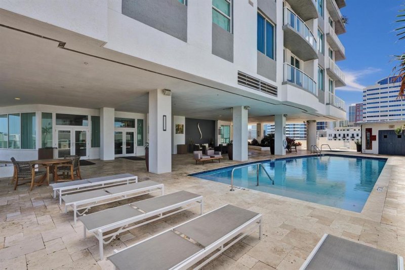 Condo for sale at Strada 315 1201
