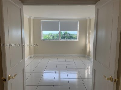 Comprar apartamento en Commodore Club East 512