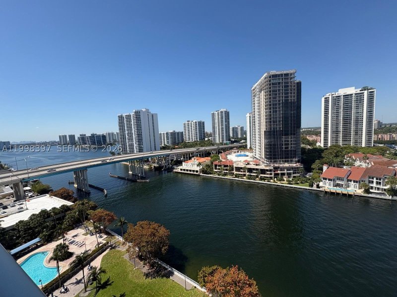 Comprar apartamento no Ocean View 1623