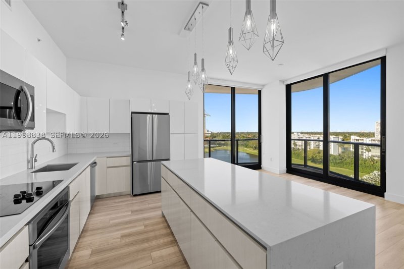 Apartment for rent at Mondrian Hallandale 1201