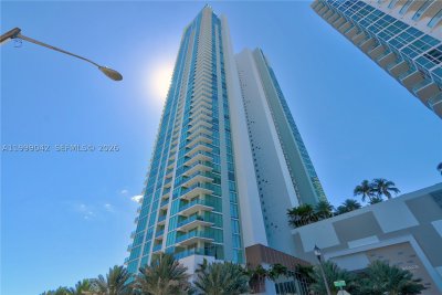 Biscayne Beach Apt #801