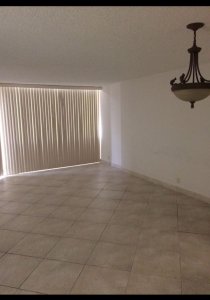 Alquiler de apartamento en Brickell Place III A707