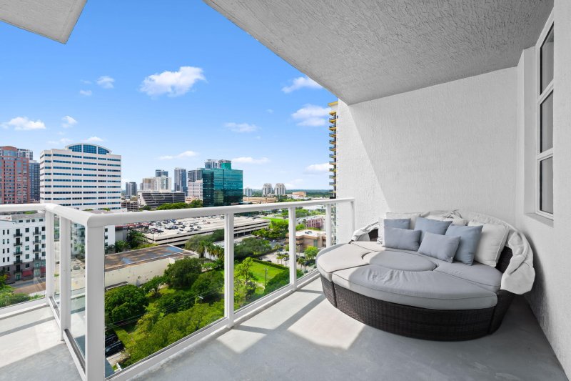 Condo for sale at Strada 315 1506