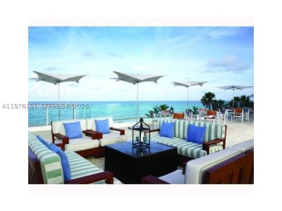 Comprar apartamento en M Resort Residences 2306
