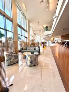 Comprar apartamento en M Resort Residences 2306