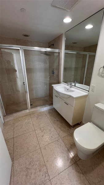 Apartment for rent at Icon Brickell Tower I 4913