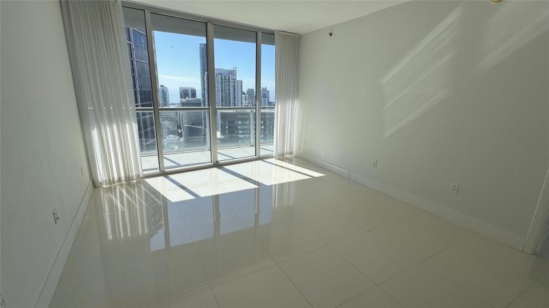 Apartment for rent at Icon Brickell Tower I 4913