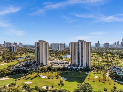 Comprar apartamento en Coronado I TH10