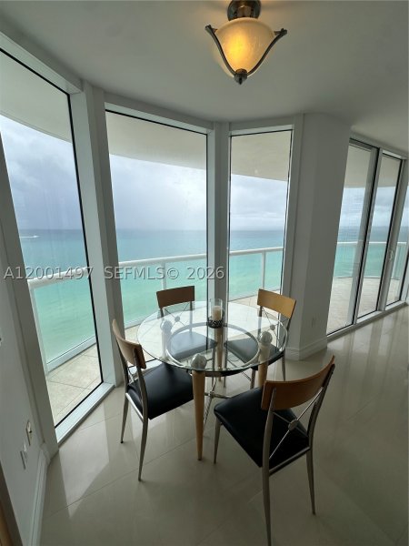 Apartment for rent at Akoya 1703