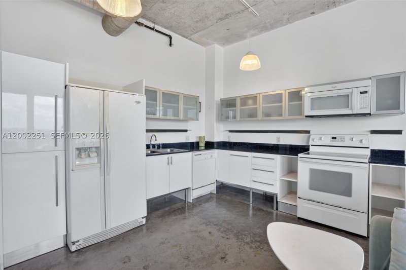 Property photo # 2