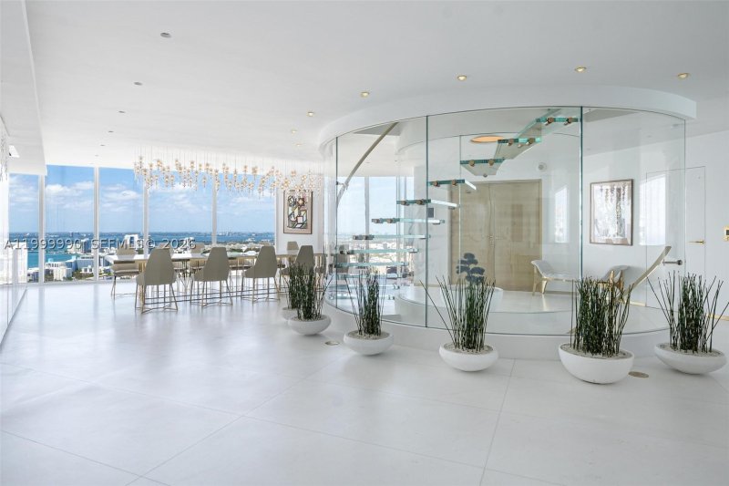 Comprar apartamento en Portofino Tower PH-5