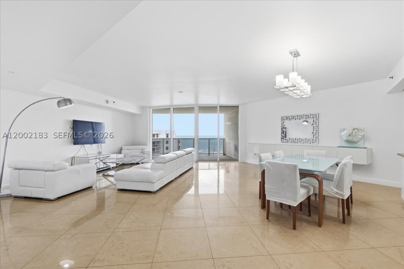 Comprar apartamento no Ocean Four 1107