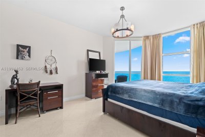 Aluguel de apartamento no Turnberry Ocean Colony 1202