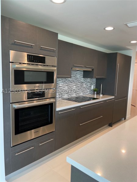 Condo for sale at Midtown Doral 411