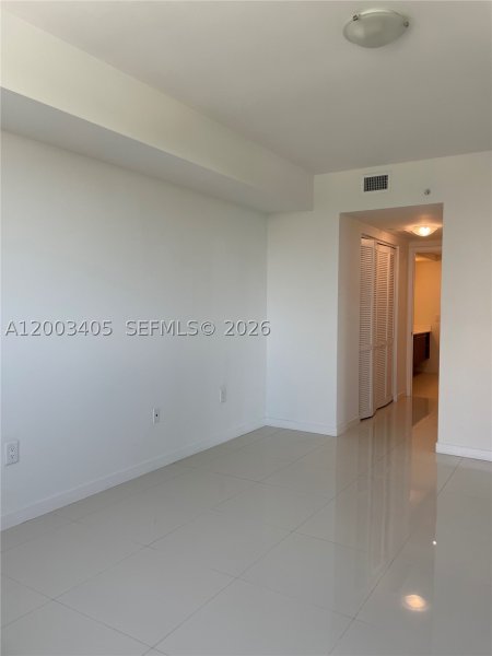 Condo for sale at Midtown Doral 411