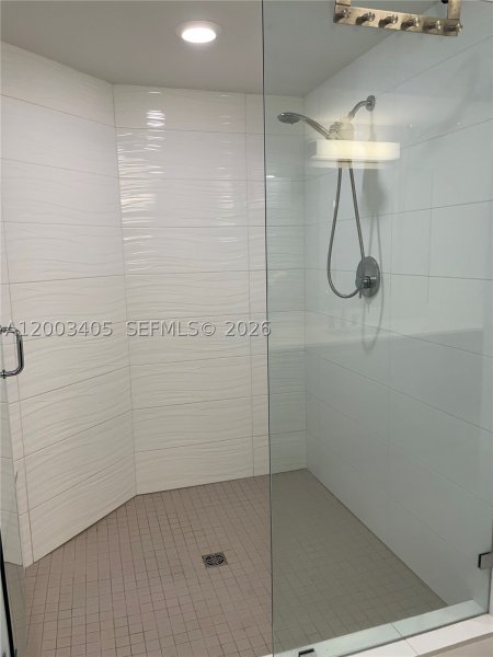 Condo for sale at Midtown Doral 411