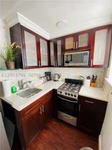 Comprar apartamento no Ocean Walk on South Beach 228