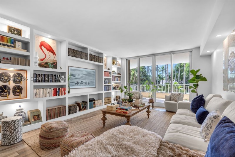 Comprar apartamento en Ocean Tower Two 302