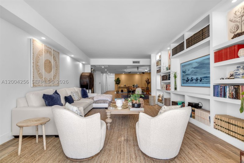 Comprar apartamento en Ocean Tower Two 302