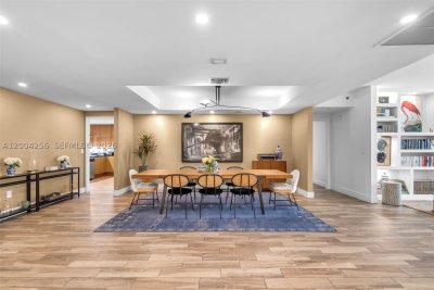 Comprar apartamento no Ocean Tower Two 302