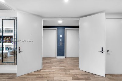 Comprar apartamento no Ocean Tower Two 302