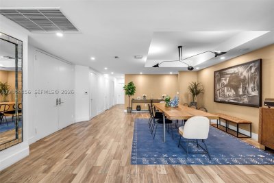 Comprar apartamento no Ocean Tower Two 302