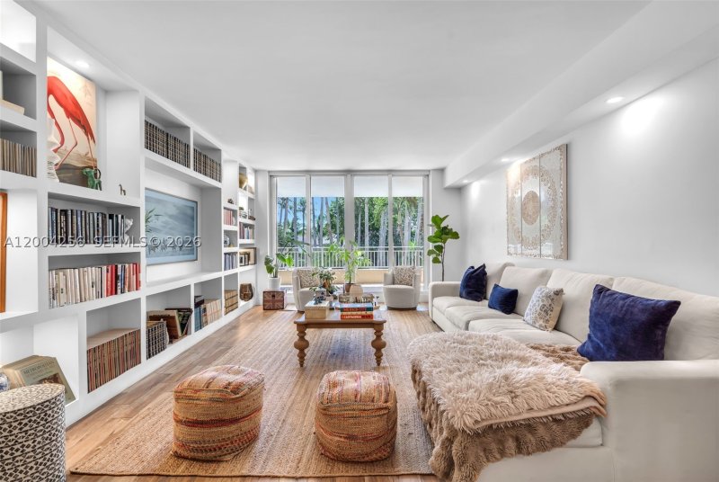 Comprar apartamento en Ocean Tower Two 302