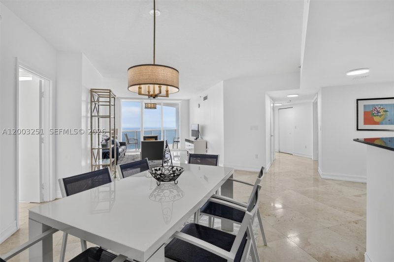 Comprar apartamento no La Perla 2404