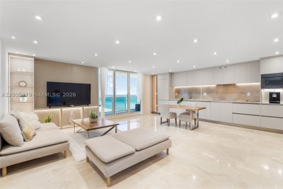 Alquiler de apartamento en Roney Palace 1011
