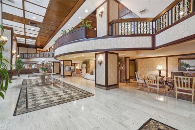 Comprar apartamento no Balmoral Condo 14D