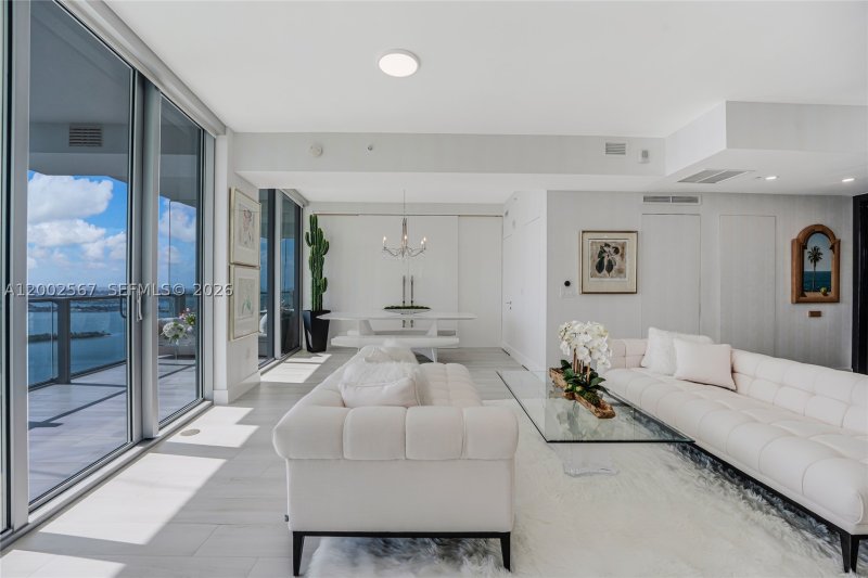 Comprar apartamento en Biscayne Beach 4003