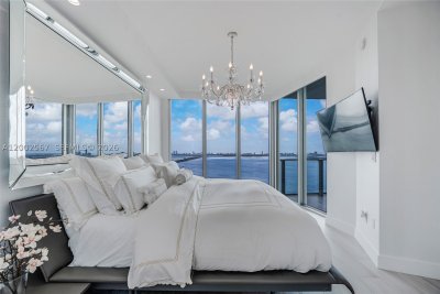 Comprar apartamento en Biscayne Beach 4003